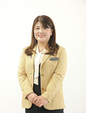 中村　麻希